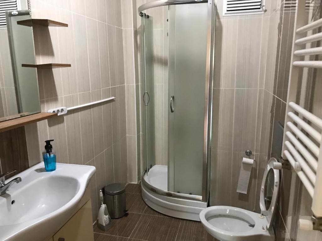 Peri Pansiyon Çınarcık Esterno foto